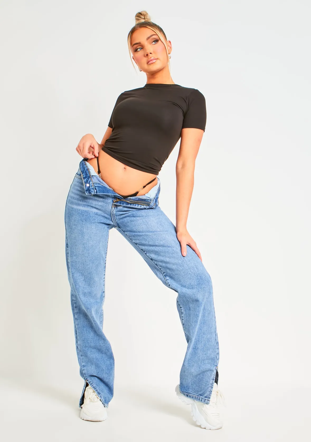 Amira Black Premium Sculpt Tee