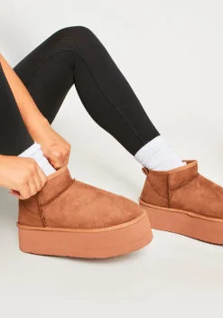 Phoebe Chesnut Platform Ankle Boots